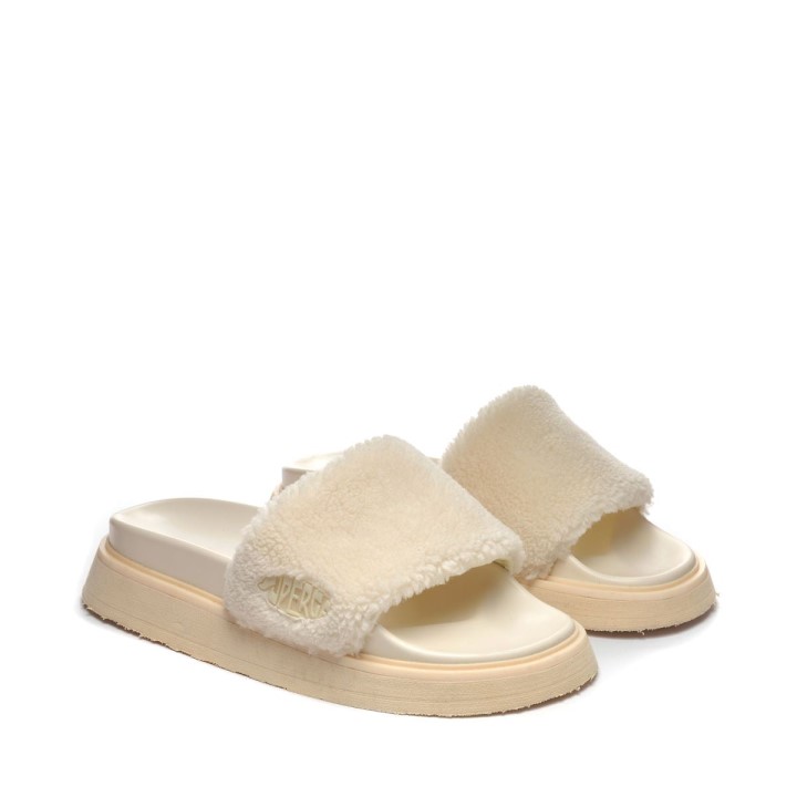 Superga 1918 Slide Platforma Umjetno Krzno Ukupno Bež Lt Ljuska Od Jajeta