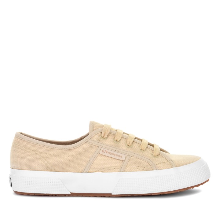 Superga 2750 Organsko Platno Prirodna Boja Eclipta Madagaskarski Badem